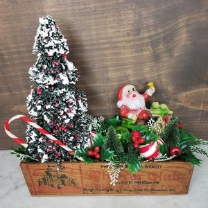 Vintage Windsor American cheese box Christmas decor
